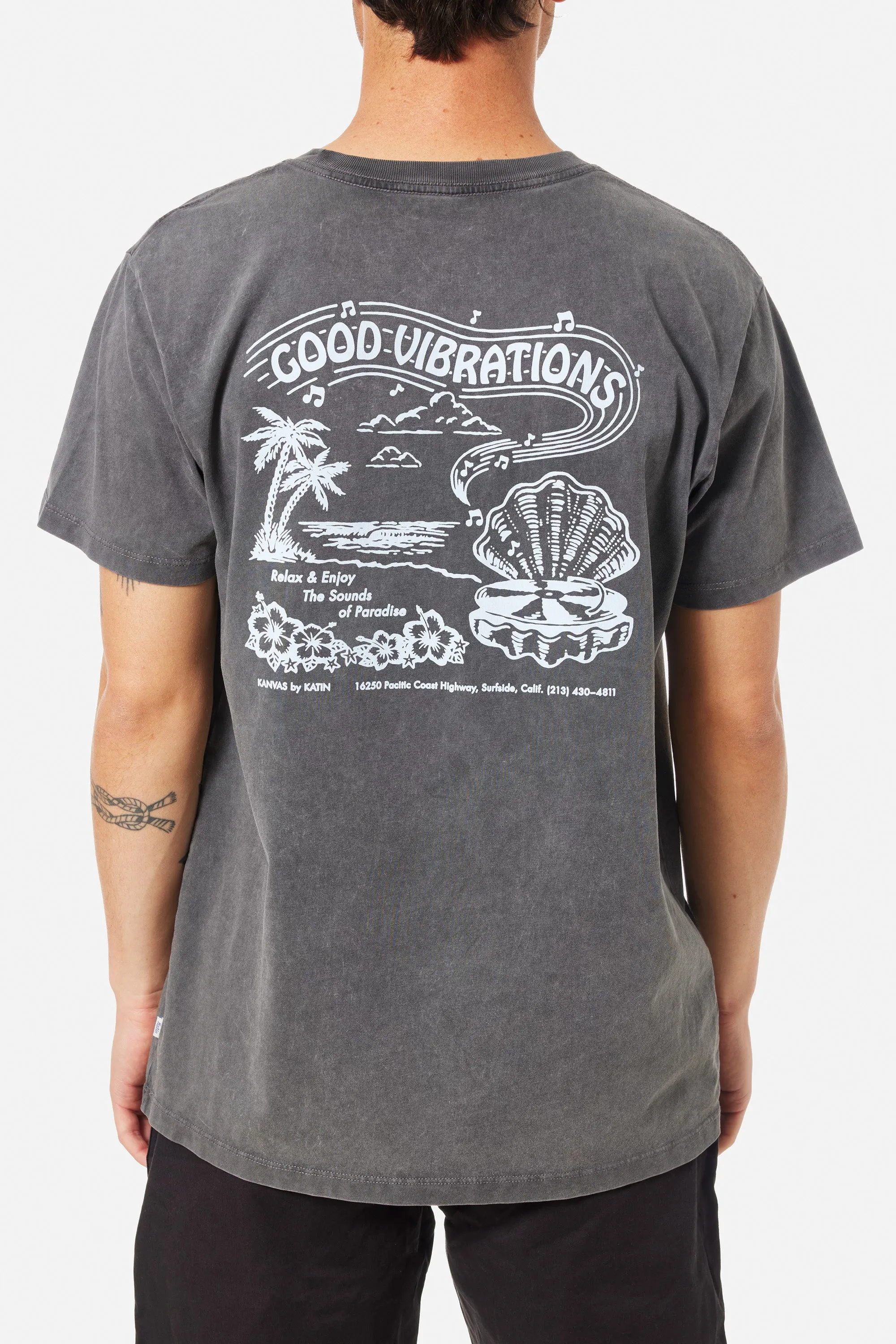 VIBRATIONS TEE